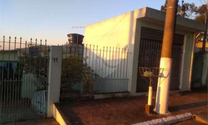 Casa com 2 quartos à venda na Rua Alarico Resende, 71, Jaraguá, São Paulo