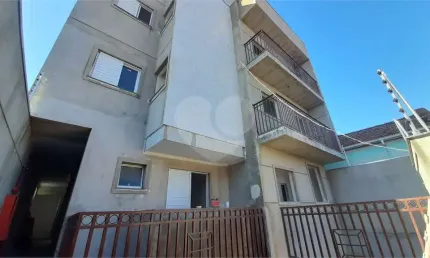 Casa à venda em condomínio na Vila Gustavo, com 1 , 2 ou 3 quartos , 1 vaga de garagem