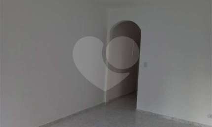 Lindo apartamento em um dos melhores  condomínios da zona norte e próximo ao  Metrô Tucuruvi!