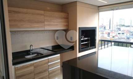 Apartamento 3 suítes, varanda gourmet, 3 vagas em Condomínio Clube na Mooca
