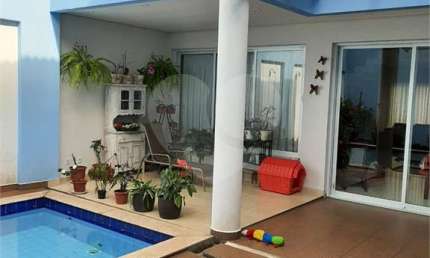 Sobrado  de alto padrão para venda com piscina no alto de santana