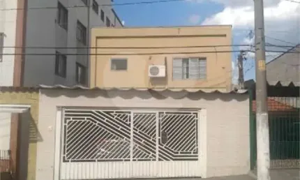 Sobrado 03 dorms c/02 suítes + Casa térrea c/01 dorm e 02 vagas -Jardim Brasil/Medeiros