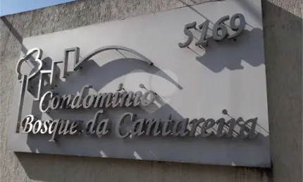 Apartamento localizado na Av. Coronel Sezefredo Fagundes 5169, no Condomínio Bosque Da Cantareira.