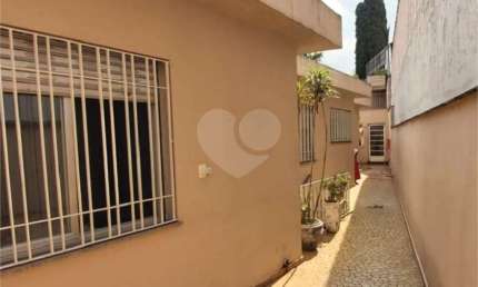 Casa à venda na Mooca 191m² - 4 dormitórios e 6 vagas