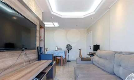 Apartamento ao lado do metrô Tucuruvi, 2 dormitórios 2 banheiros e 1 vaga