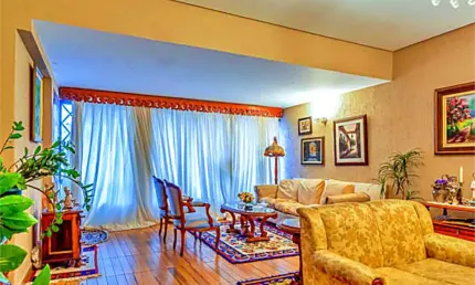 Casa 169m²  à venda no bairro Jardim França com 3 dormitórios