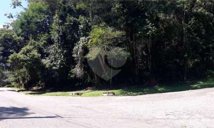 Serra da Cantareira terreno em Condomínio  à venda com Projeto Aprovado Aceita Carro ou Apartamento como parte de Pagamento!!