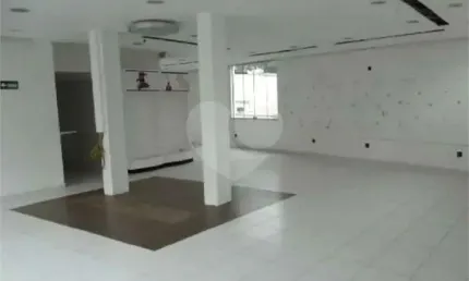 Prédio inteiro à venda ou para locação em água fria - sp