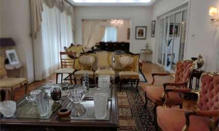 Casa alto padrão espetacular no Tremembé em uma localização super privilegiada.