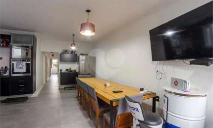 Casa com 3 quartos à venda na Rua Amílcar Barbuy, 144, Pirituba, São Paulo