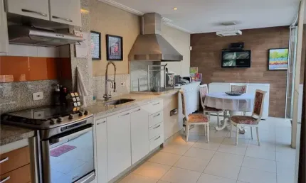 Casa com 3 quartos à venda na Rua Alberto Willo, 337, Planalto Paulista, São Paulo