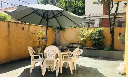 Sobrado no Mandaqui com 3 dormitórios, 1 suite e 5 vagas