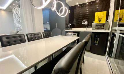 Apartamento moderno no Anália Franco de 55m2  mobiliado, com 2 quartos sendo 1 suíte, varanda, 1 vag