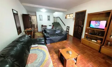 Sobrado Na Vila Galvão com 03 Dormitórios e Edícula  por R$ 549.000,00