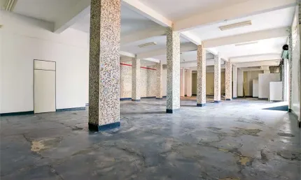 Casa comercial à venda na Rua Senador Godói, 211, Penha, São Paulo