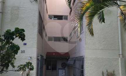 Apartamento à Venda no Alto de Pinheiros – Condomínio 2000