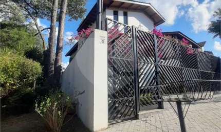SOBRADO MARAVILHOSO A VENDA NO JARDIM GUAPIRA - 4 SUÍTES E 7 VAGAS DE GARAGEM