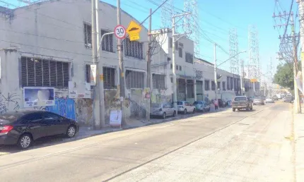 Barracão / Galpão / Depósito à venda na Rua Dianópolis, Mooca, São Paulo