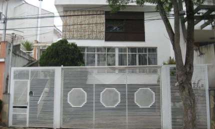 Sobrado Palmas do Tremembé | 289m² | 4 Dormitórios (1 Suíte) | 4 Vagas | Bem Localizado