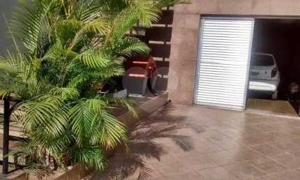 Casa com 3 quartos, 1 suíte, área para churrasco, no Lauzane - São Paulo/SP
