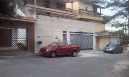 SOBRADO MARAVILHOSO A VENDA PRÓX. AO HORTO FLORESTAL - 5 DORMS (1 SUÍTE) E 3 VAGAS DE GARAGEM