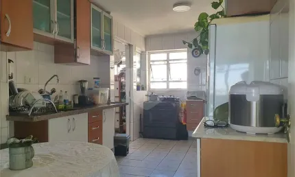 Apartamento 3 dormitórios muita luz e vista para o parque da água branca 2 vagas de garagem perdizes