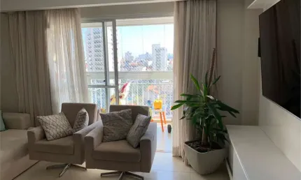 Apartamento com 91m² 3 dormitórios sendo 1 suíte 2 vagas de garagem