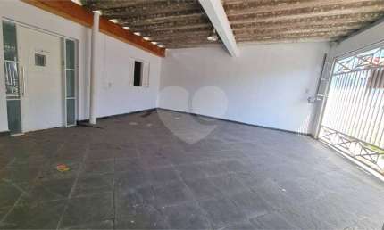 Casa terrea 3 quartos e 2 vagas  - Coladinho estação vila clarice CPTM