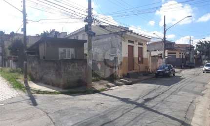 Imóvel para investidores ou construtores terreno com 15 metros de testada em localização muito boa