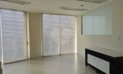 Sala comercial à venda na Largo do Paissandu, 72, Centro, São Paulo