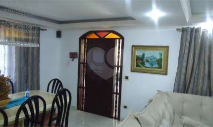 Excelente Imóvel Residencial ou Comercial, Bairro da CASA VERDE. Ótima localização!