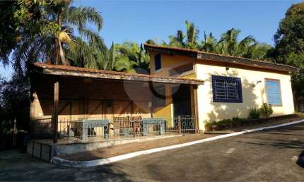 Chácara / sítio com 3 quartos à venda na Travessa Bom Jesus, 57, Centro, Cachoeira Paulista