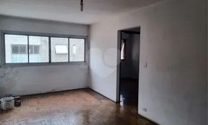 Apartamento em Santana, próximo ao metrô, com 3 dormitórios, 2 banheiros