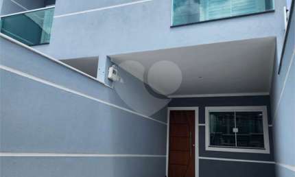 SOBRADO MARAVILHOSO À VENDA NO BAIRRO DO PARQUE VITÓRIA/NOVO