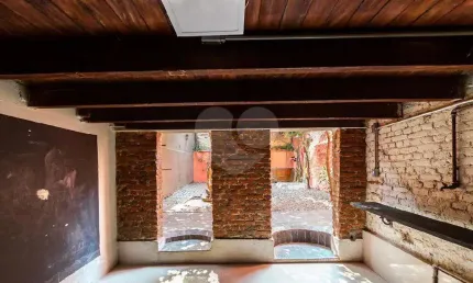 Casa com 2 quartos à venda na Rua James Holland, 78, Barra Funda, São Paulo