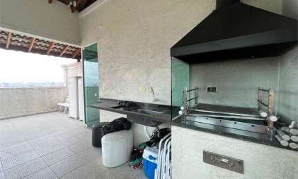 Sobrado com 3 suítes e 4 vagas na Vila Guilherme - Zona Norte - SP