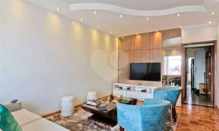 Linda casa terrea. Valor com mobília inclusa. Imóvel amplo à venda com 3 quartos, sendo 1 suíte