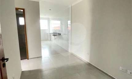 Imperdível! Apartamento Novo, 44m² úteis e 48m² total. No 1º Andar Disponível!