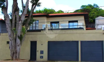 SOBRADO COMERCIAL ALTO PADRÃO COM 9 SALAS E 12 VAGAS