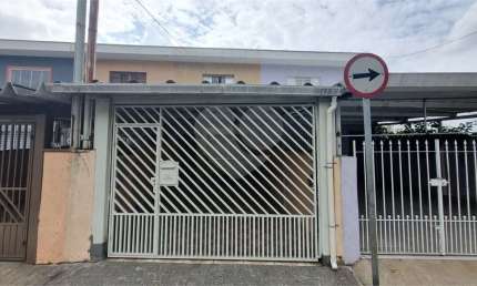 Sobrado para venda, 107m², 3 dormitórios, sala, cozinha, 3 banheiros, quintal, lavanderia, 2 vagas
