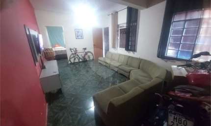 Sobrado no jardim Brasil com 04 Dormitórios por R$ 480.000,00