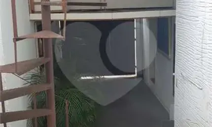 Vende se propriedade com fundo de comércio - otimo sobrado com 18 studios/kitnetes - imovel renda