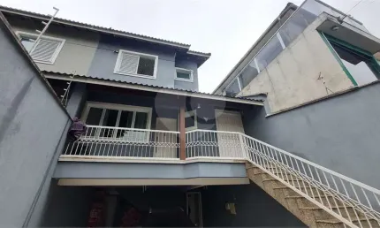 Sobrado, para venda, 142m², 3 quartos (1 suíte), cozinha americana, 3 vagas. churrasqueira água fria