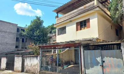 Santa Teresinha/chora Menino excelente Terreno de 12x28,50 total de 330 metros com casa velha !!