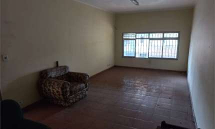 Tucuruvi 2 sobrados à venda com 500 metros de terreno sendo 10x50 com 2 dormitórios 1 vaga cada um!