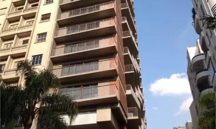 LARGO DO AROUCHE - 43 M² COM 1 DORMITÓRIO E VARANDA ESTENDIDA -