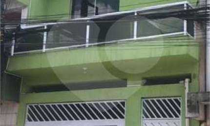 Sobrado na Vila Rica – Tremembé, 3 Dormitórios, 5 Vagas, 260m²!