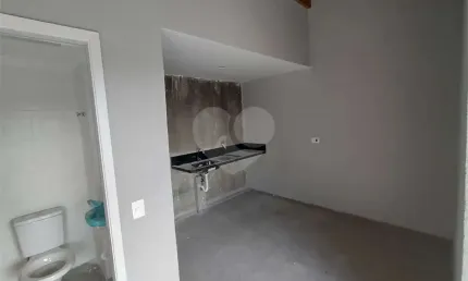 Casa em condomínio fechado com 3 quartos à venda na Rua Ana de Barros, 296, Mandaqui, São Paulo