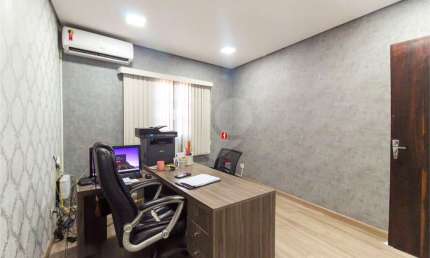 casa comerciail com 5 salas 2 banheiros e 1 refeitório