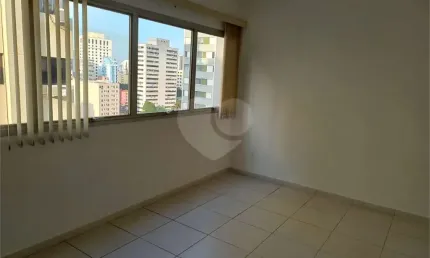 Apartamento com 2 quartos à venda na Rua Monte Alegre, 220, Perdizes, São Paulo